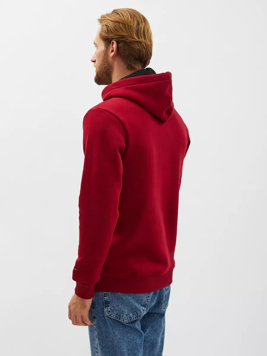 🔥 Tommy Hilfiger Hoodie – Stijl en Comfort in Elk Detail! 🔥